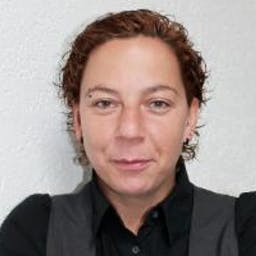 Frau Tanja Reimann-Schmidt